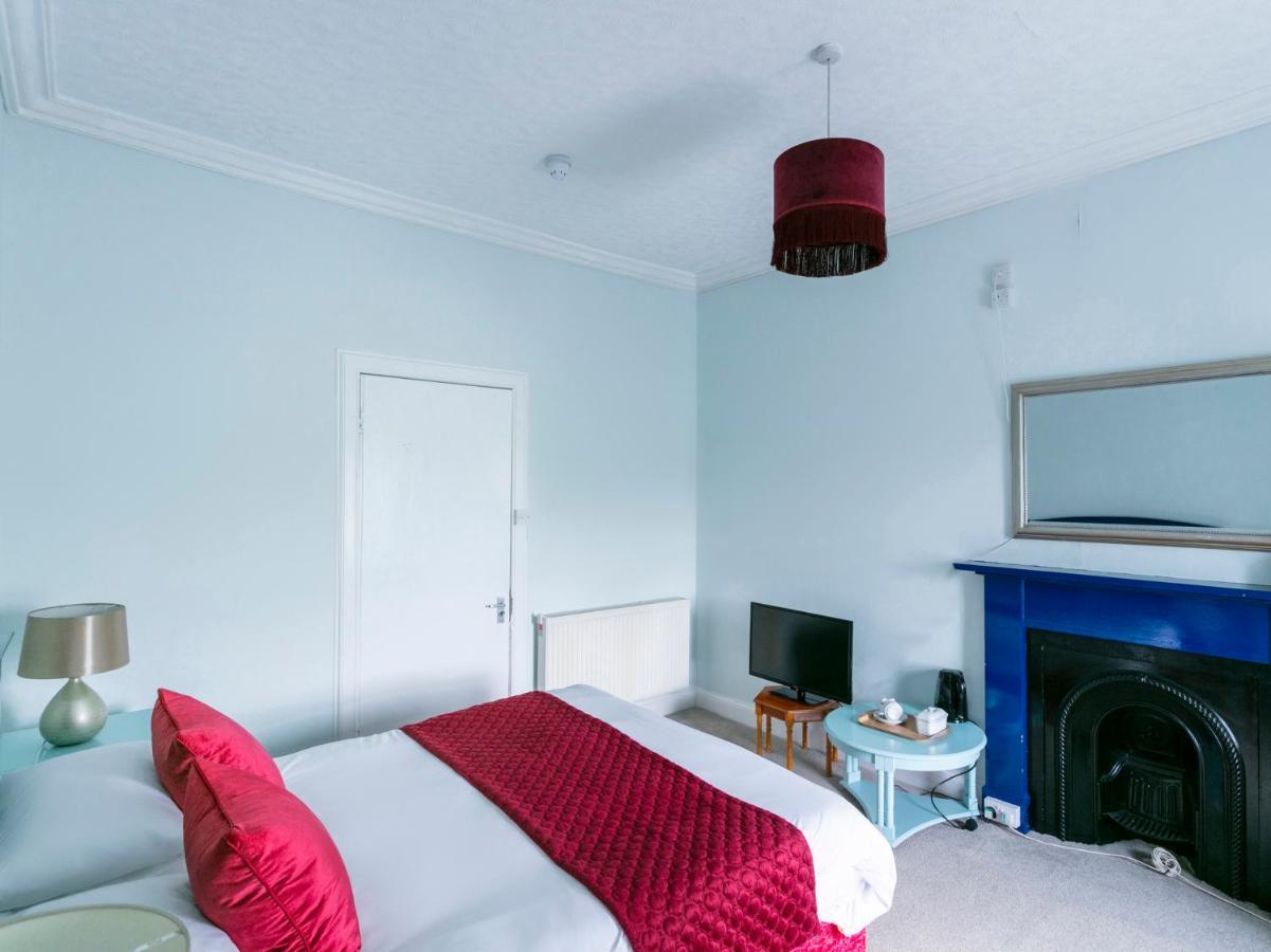 Oyo Lochinvar Hotel Glasgow Kültér fotó