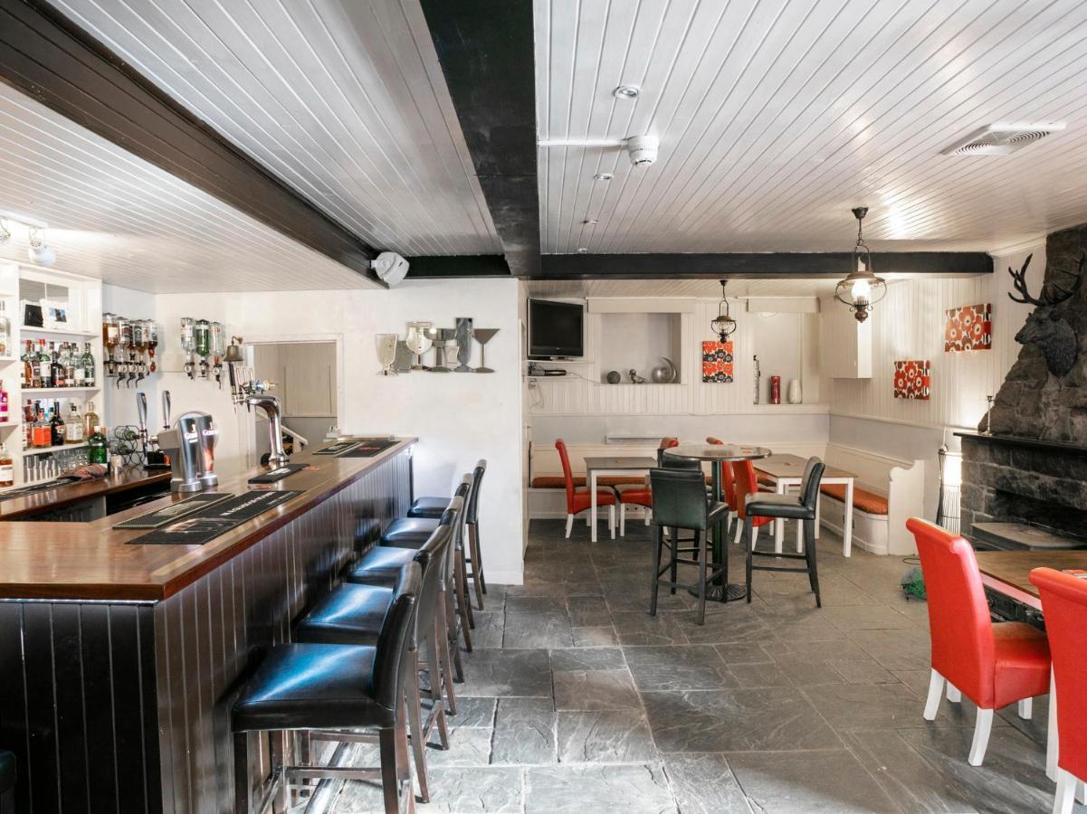 Oyo Lochinvar Hotel Glasgow Kültér fotó